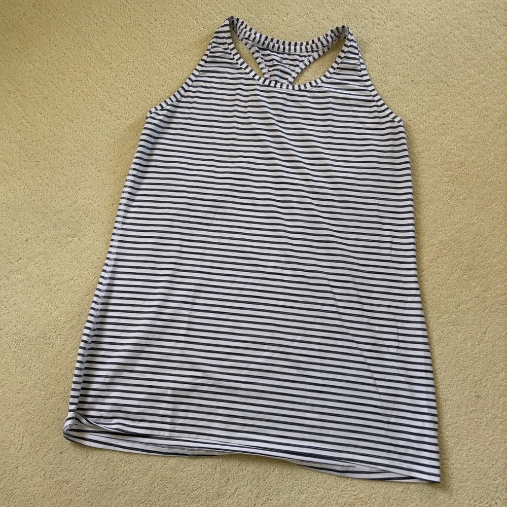 Athleta navy & white striped yoga/fitness tank top. Size Large